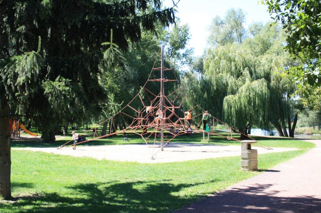 Bords de Loire : des jeux pour les enfants